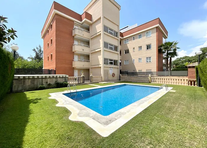 En Zona Agradablemente Tranquila Apartament
