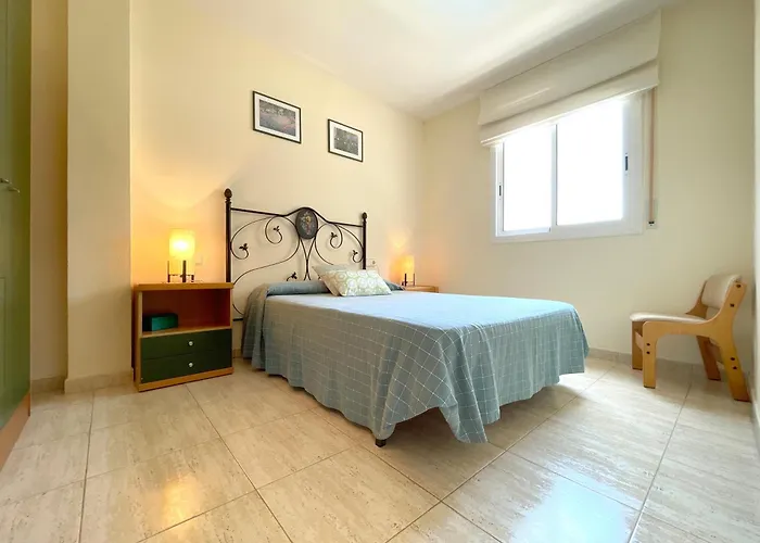 En Zona Agradablemente Tranquila Apartament